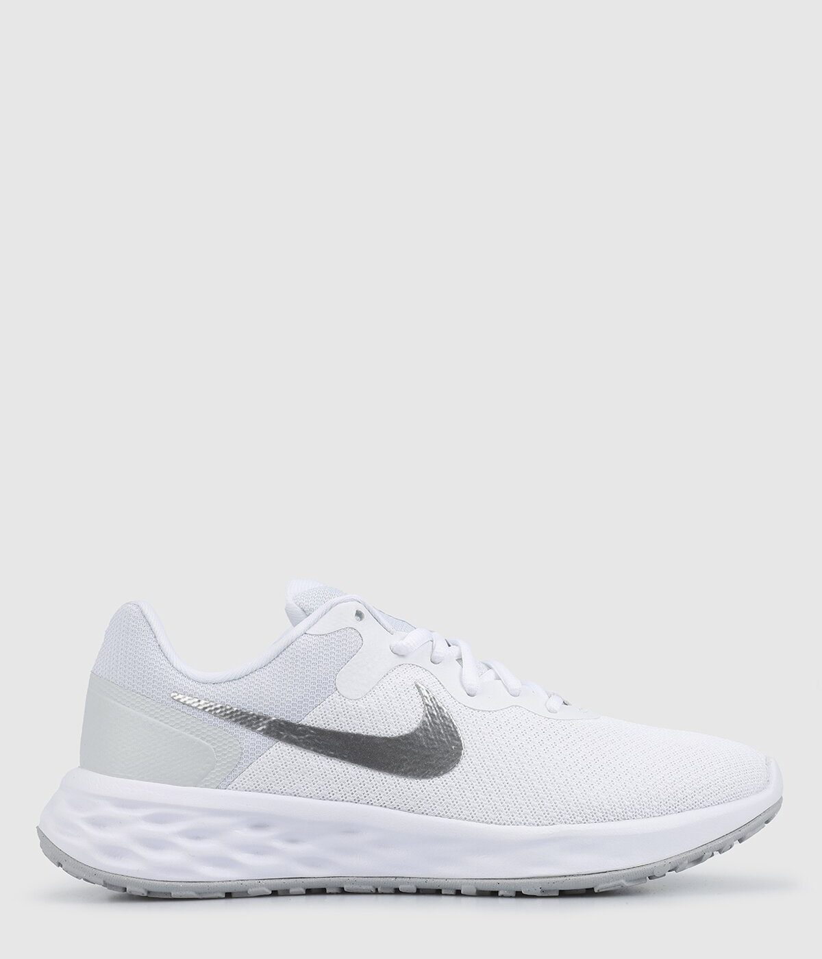 0119658_nike-revolution-6-nn-beyaz-kadin-spor-ayakkabi-dc3729-101-2000dc3729101