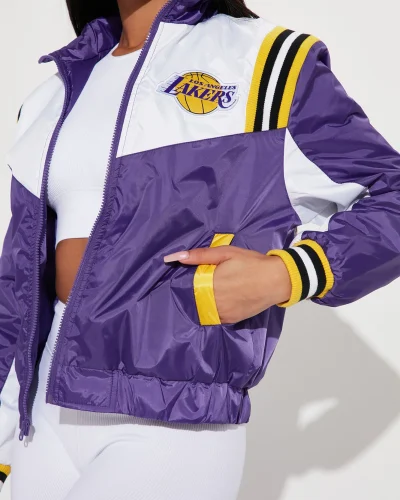 11-15-22Studio1_RM_RL_11-23-02_19_GOLE312FLLFS_Purple_3761_SG