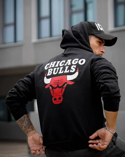 ChillOutChicagoBullsHoodie-Black_MER_2