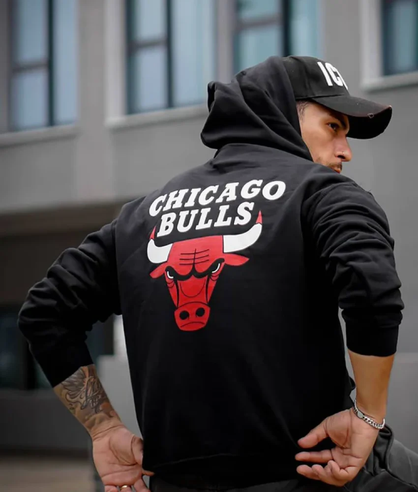 ChillOutChicagoBullsHoodie-Black_MER_2