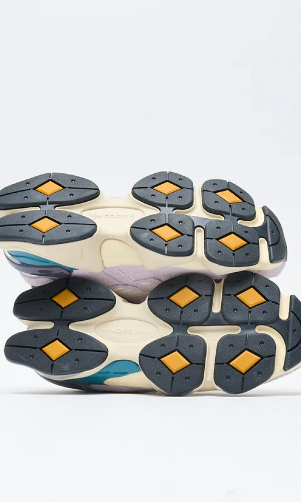 New-Balance-U-9060-SRA-Taro-Plum-Brown-5