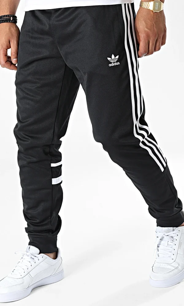 adidas_325607_HK7429_20220701T141440_01