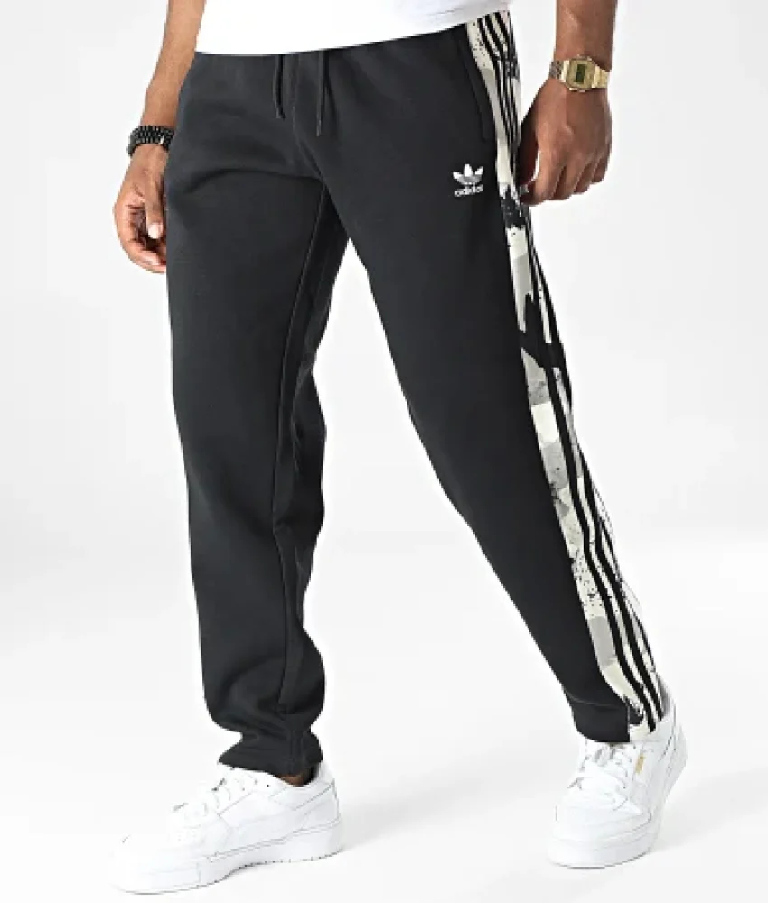 adidas_327439_HK2808_20220712T160225_01
