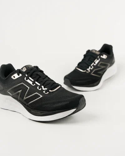 fresh-foam-680v8-nb-running-shoes-black-image01-w680lk8