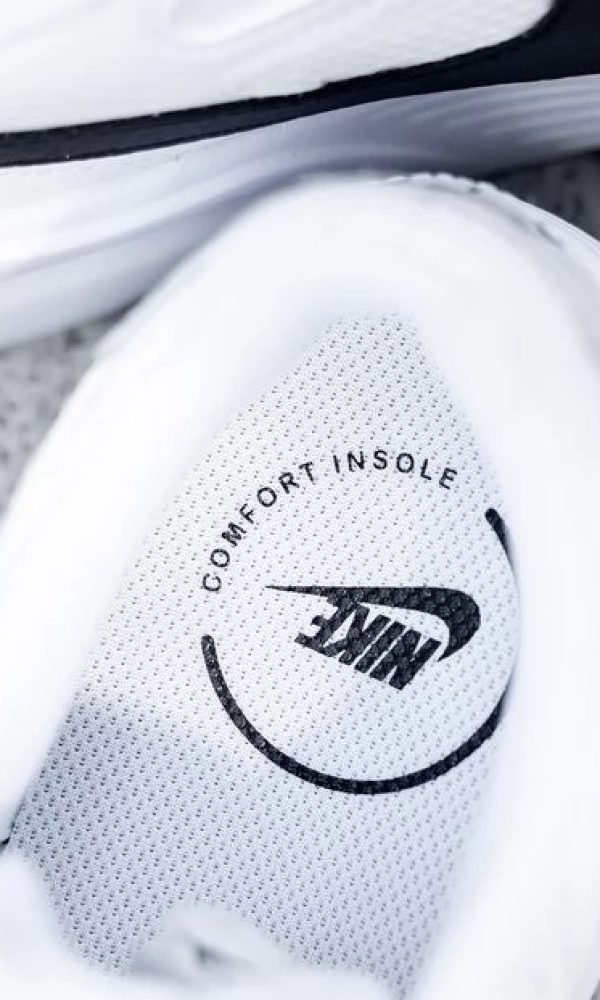 krossovki-nike-air-max-sc-cw4555-102-5-695x695